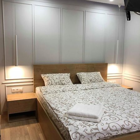 Lux Apartment Ruska Lviv Ngoại thất bức ảnh