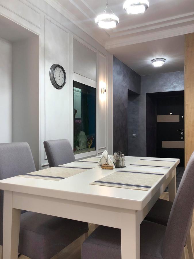 Lux Apartment Ruska Lviv Ngoại thất bức ảnh