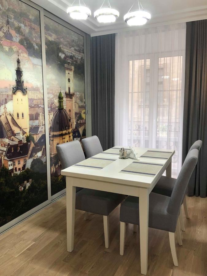 Lux Apartment Ruska Lviv Ngoại thất bức ảnh