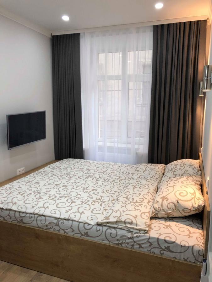 Lux Apartment Ruska Lviv Ngoại thất bức ảnh